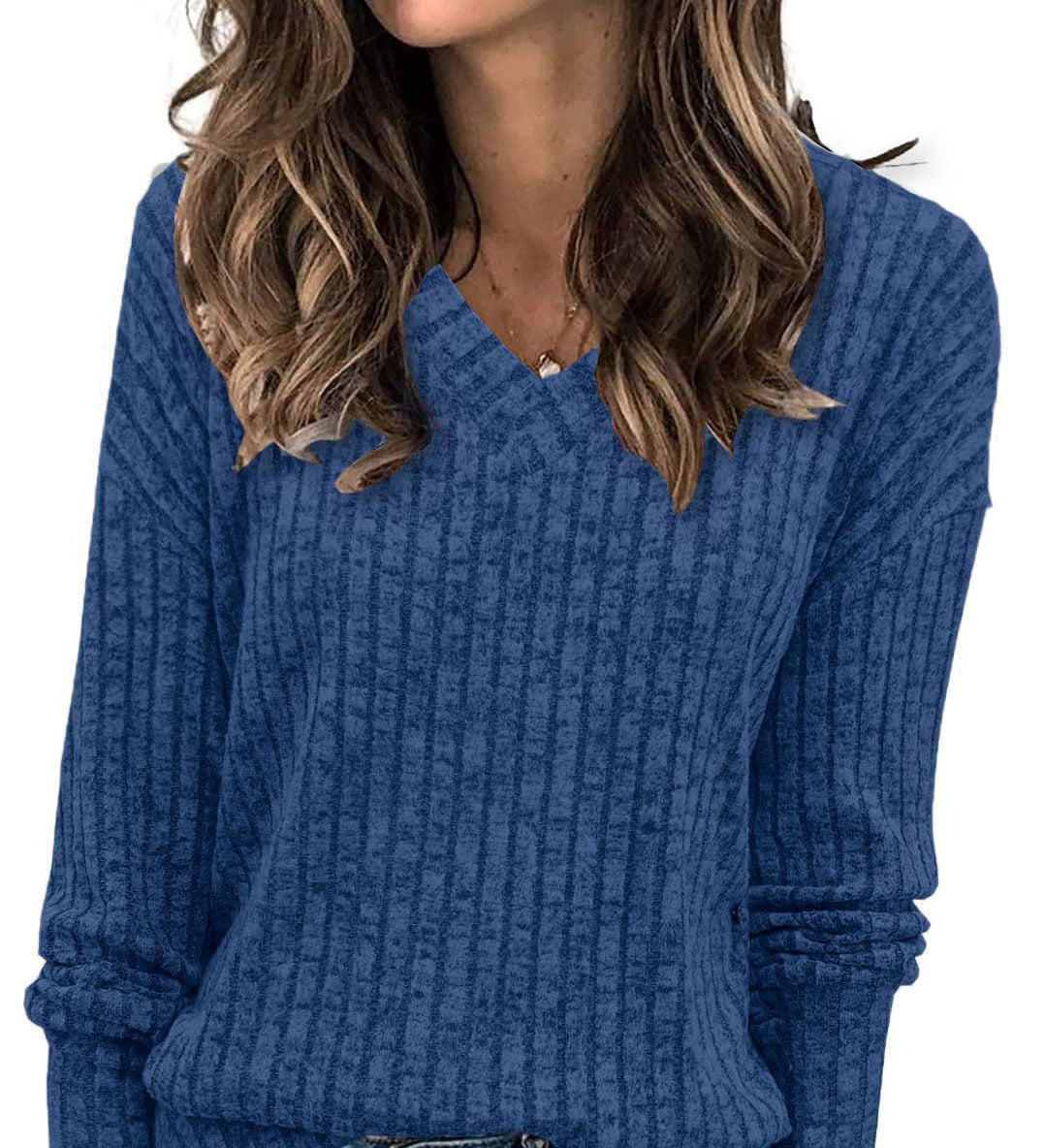 Faeryn – Lekki sweter z dekoltem w serek
